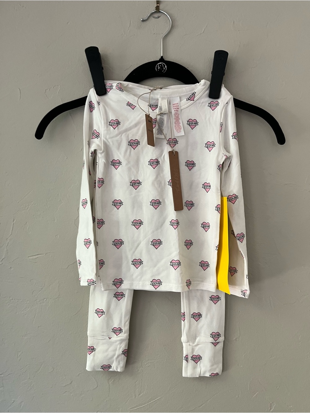 SKIMS KIDS SLEEP SET IN MARBLE HEART BREAKER 3T